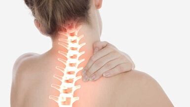 The main manifestation of cervical osteochondrosis